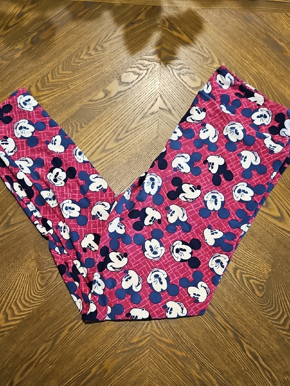 LuLaRoe Disney Pink Mickey Mouse Leggings